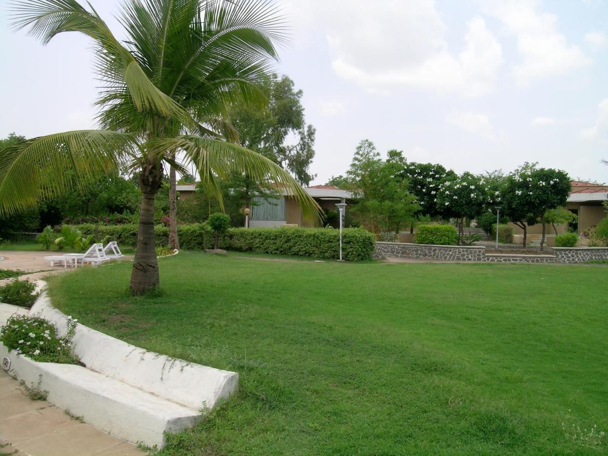 The Meadows Resort And Spa Aurangabad  Exterior photo