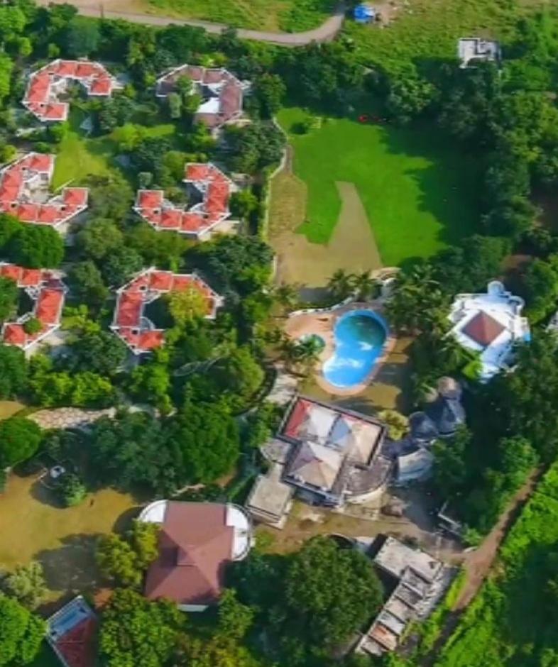 The Meadows Resort And Spa Aurangabad  Exterior photo