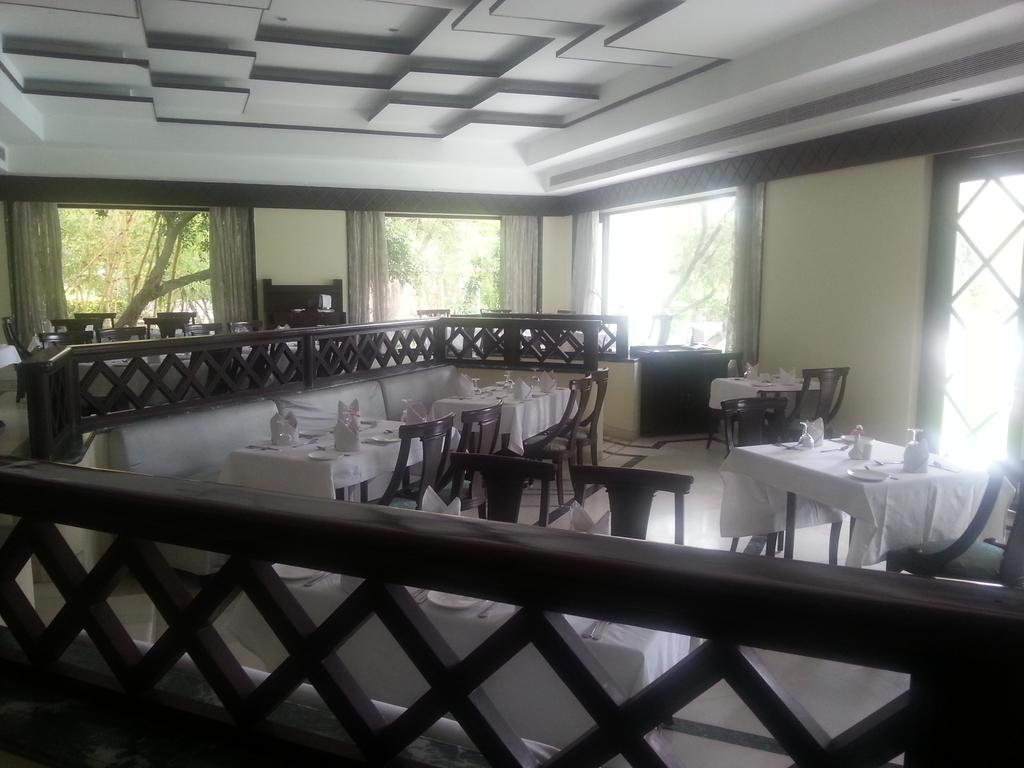 The Meadows Resort And Spa Aurangabad  Exterior photo
